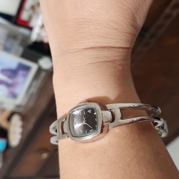 Watch - Picture 2 of 2